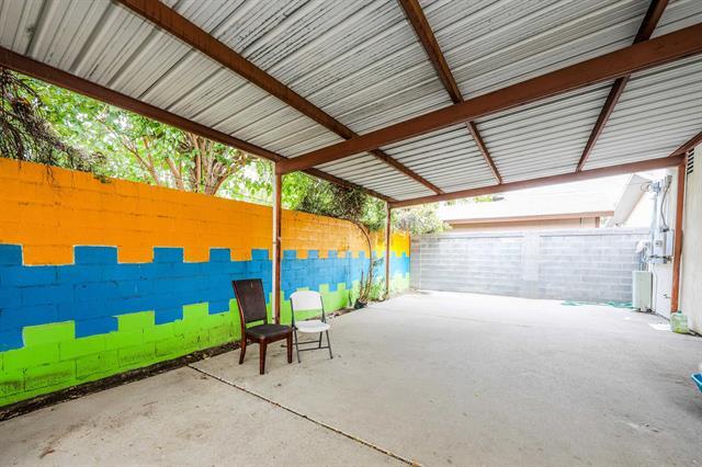 More Photos Of 220 W Hillside Rd, Laredo General Retail For Sale