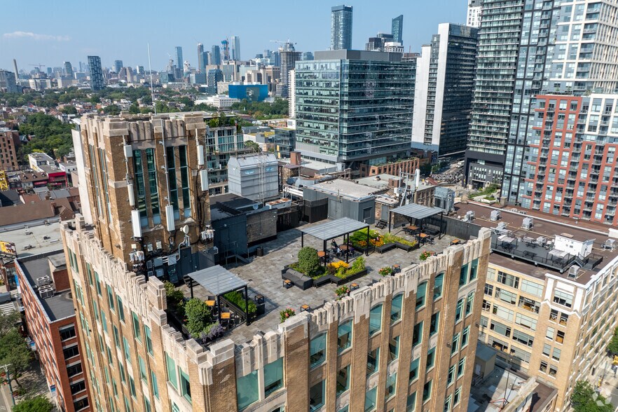 More Photos Of 119 Spadina Ave, Toronto Loft Creative Space For Lease