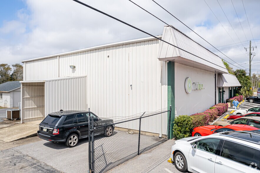 More Photos Of 3119 N Davis St, Pensacola Storefront Retail Office For Sale