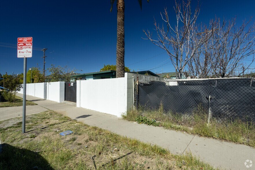 More Photos Of 6401 N Camellia Ave, North Hollywood Assisted Living For Sale