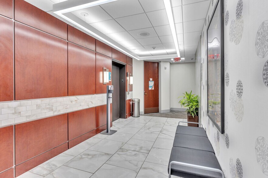 More Photos Of 3541 Randolph Rd, Charlotte Unknown For Lease