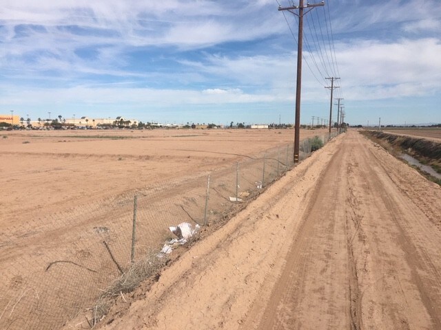 More Photos Of 1558-1560 Dogwood Rd, El Centro Land For Sale
