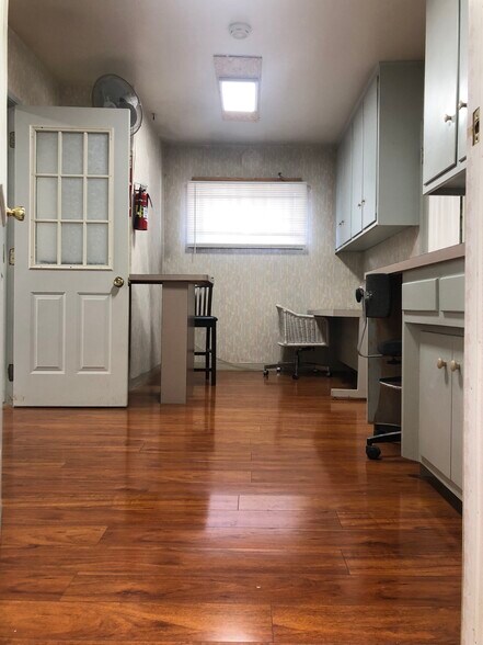 More Photos Of 15640 S Normandie Ave, Gardena Office For Lease