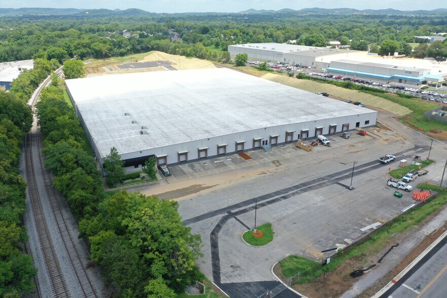 More Photos Of 117 Southeast Pky, Franklin Warehouse For Sale