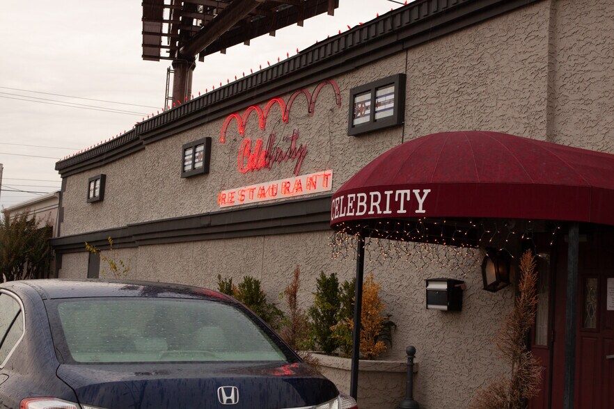More Photos Of 3109 S Yale Ave, Tulsa Restaurant For Sale