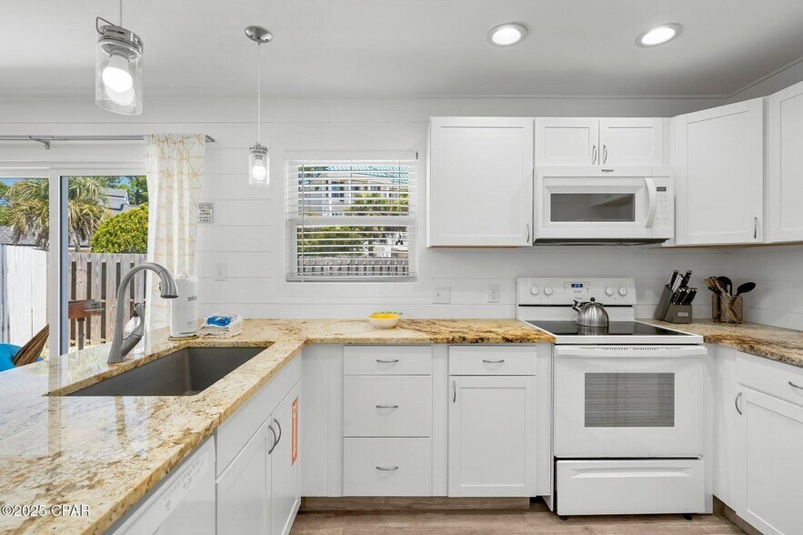 More Photos Of 10609 Parkhill Cir, Panama City Beach Apartments For Sale