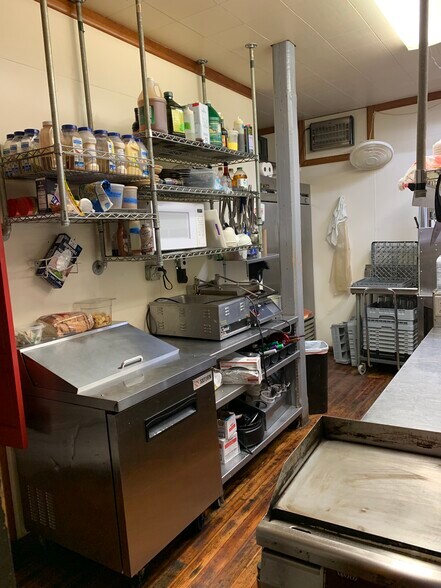 More Photos Of 105 N Main St, Sylvan Grove Restaurant For Sale