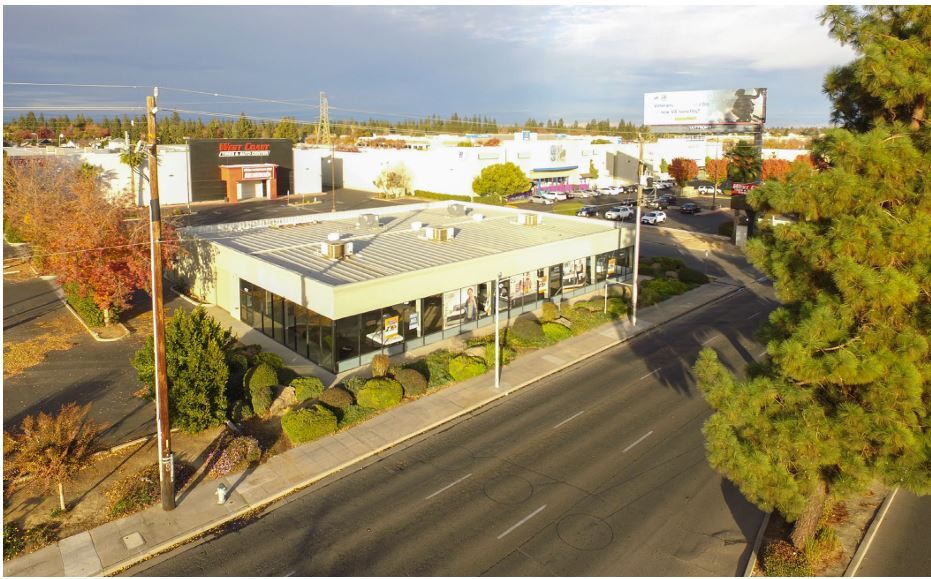 More Photos Of 4222 W Shaw Ave, Fresno Coworking Space