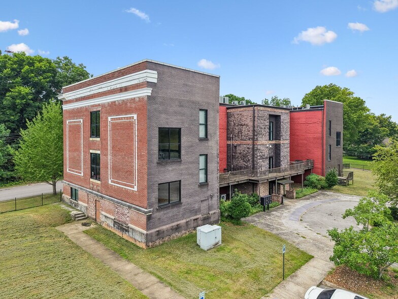 More Photos Of 217 E Deadrick St, Jackson Apartments For Sale