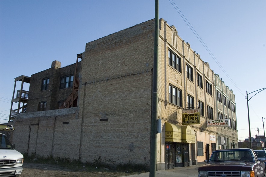 Primary Photo Of 8611-8619 S Ashland Ave, Chicago Storefront Retail Residential For Lease