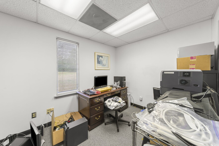 More Photos Of 1414 Ellen St, Monroe Medical For Sale