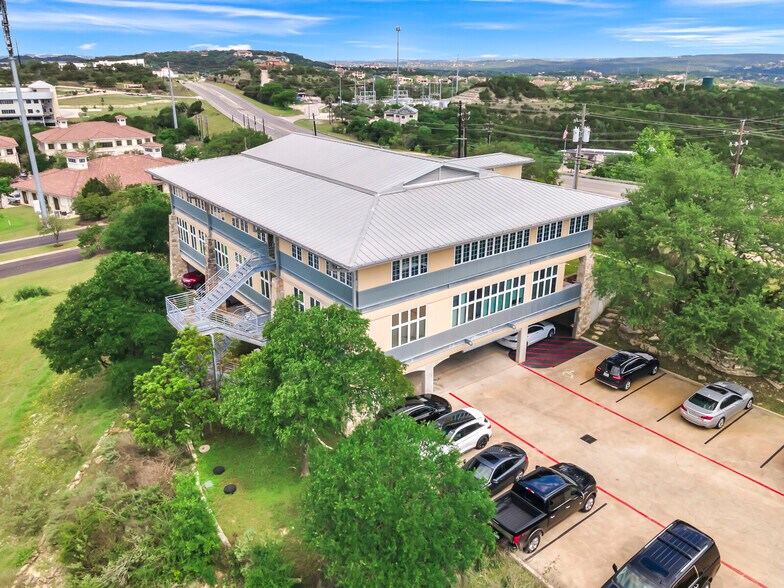 More Photos Of 8121 Bee Caves Rd, Austin Office For Lease
