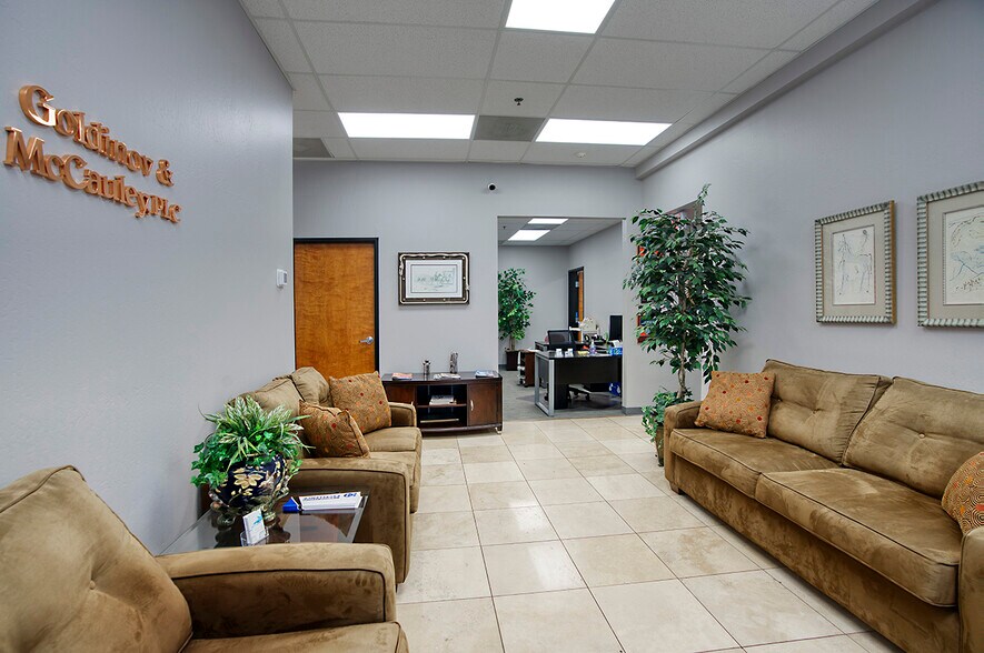 More Photos Of 9777 N 91st St, Scottsdale Office For Sale