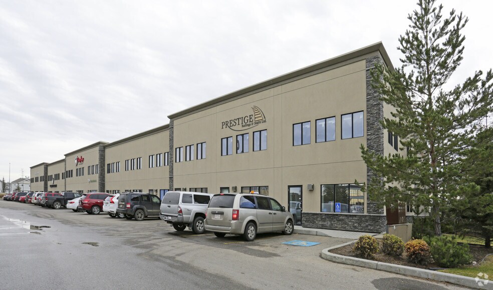 More Photos Of 2403-2447 Ellwood Dr, Edmonton Light Distribution For Lease