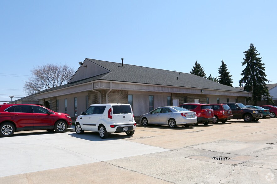 More Photos Of 2800 S Arlington Rd, Akron Office For Lease