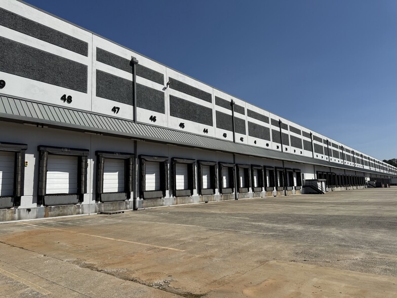 More Photos Of 400 Industrial Dr, Birmingham Refrigeration Cold Storage For Lease