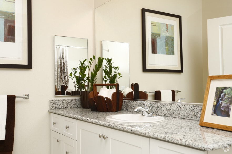 More Photos Of 700 S Myrtle Ave, Monrovia Apartments For Lease