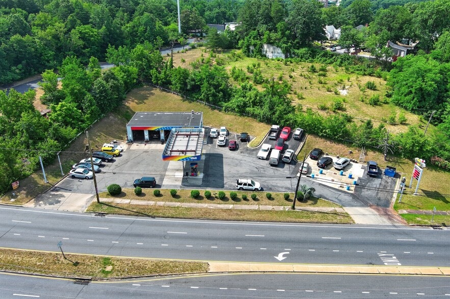 More Photos Of 5803 Annapolis Rd, Bladensburg Service Station For Sale