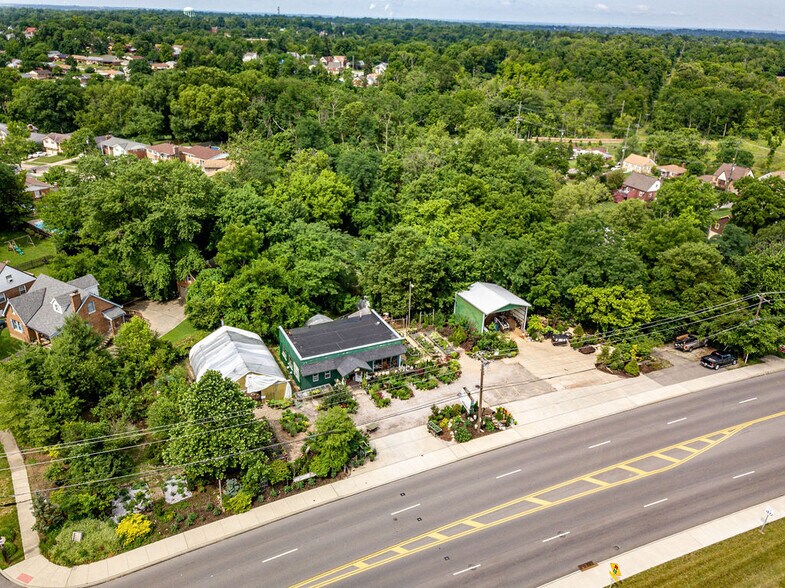 More Photos Of 5587 Harrison Ave, Cincinnati Garden Center For Sale