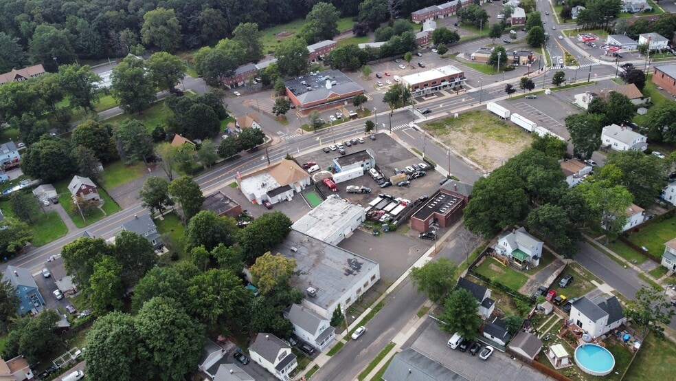 More Photos Of 110 Webb St, Hamden Warehouse For Sale