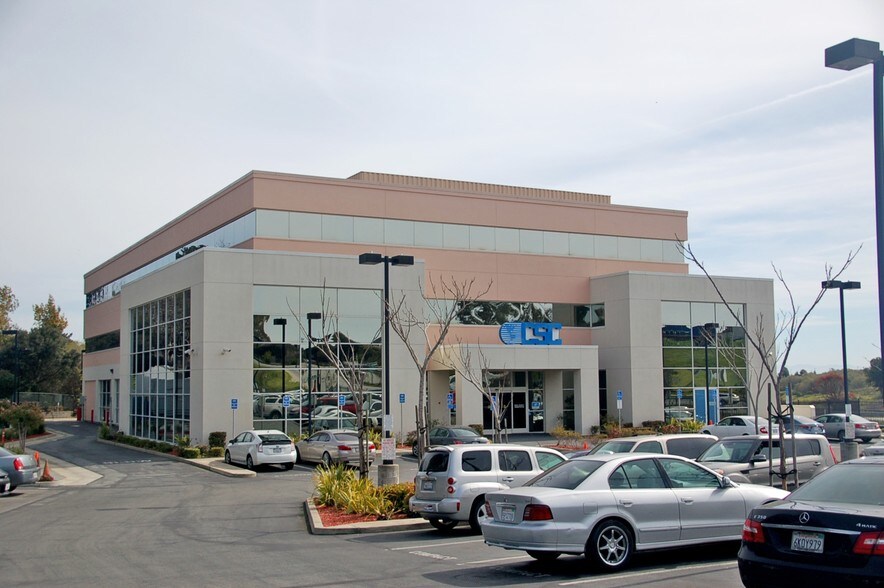 More Photos Of 180 Westgate Dr, Watsonville Office For Lease