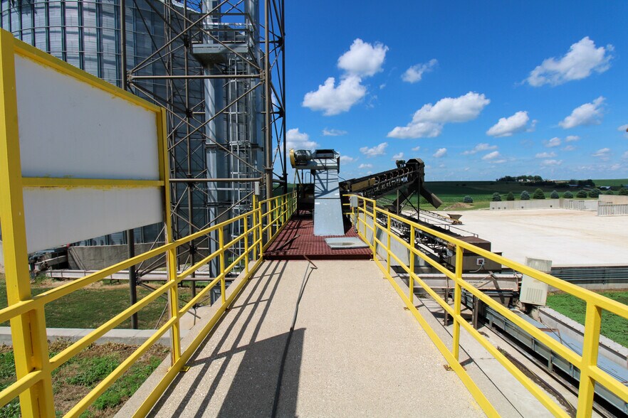 More Photos Of 6059 159th St, Galva Food Processing For Sale