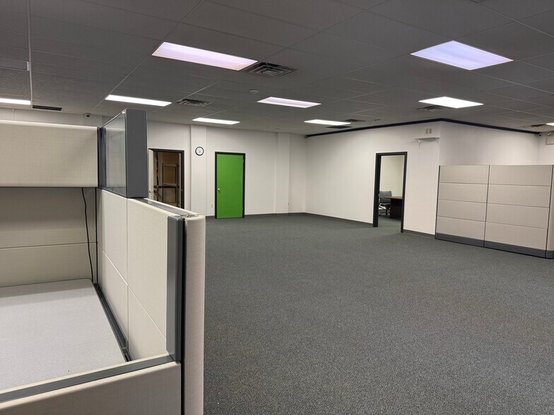 More Photos Of 871 N Hanover St, Pottstown Freestanding For Lease