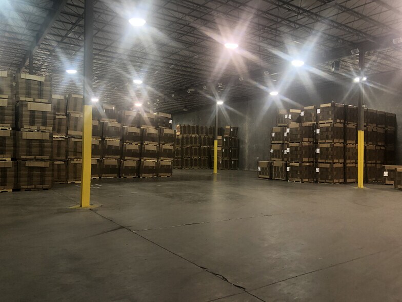 More Photos Of 330 Stevens St, Jacksonville Warehouse For Lease
