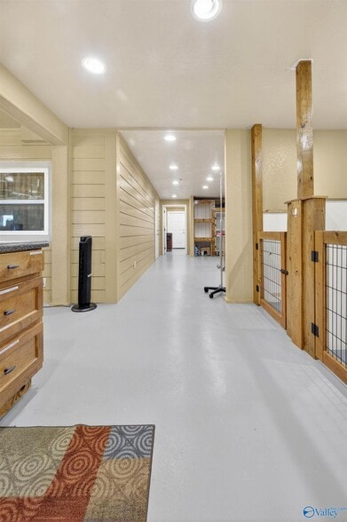 More Photos Of 1103 County Road 359, Crossville Medical For Sale