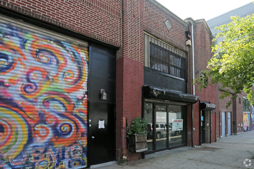 More Photos Of 21-38 44th Rd, Long Island City General Retail For Lease