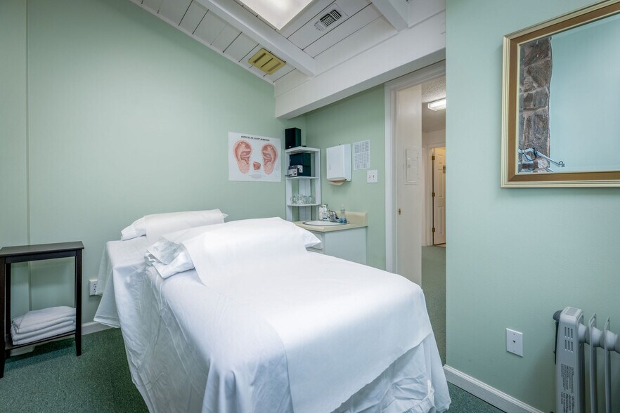 More Photos Of 150 Catherine Ln, Grass Valley Medical For Sale