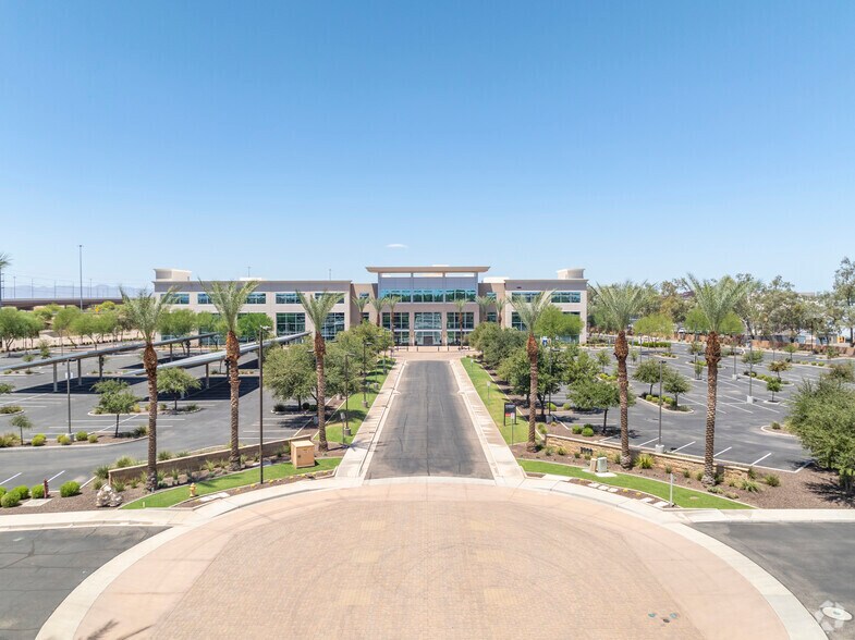 More Photos Of 2900 W Geronimo Pl, Chandler Office For Sale