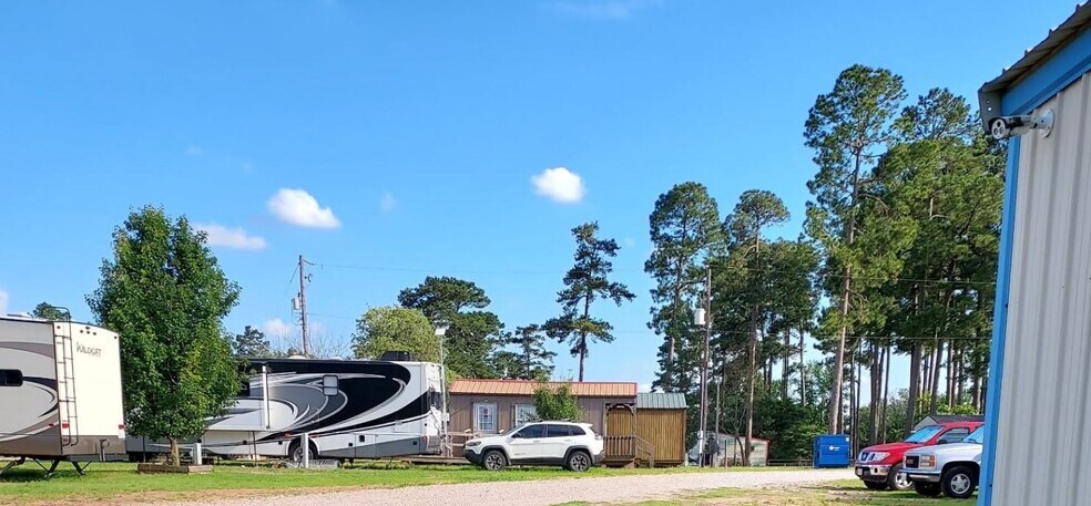 More Photos Of 13099 US Highway 259 S, Mount Enterprise Trailer Camper Park For Sale