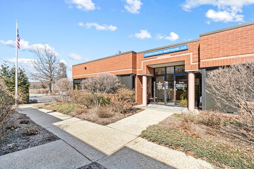 Primary Photo Of 200 Mineral Springs Rd, Rockaway Medical For Lease