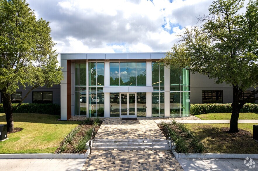 More Photos Of 6600 Chase Oaks Blvd, Plano Unknown For Lease