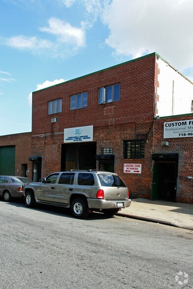 More Photos Of 129 13th St, Brooklyn Warehouse For Lease