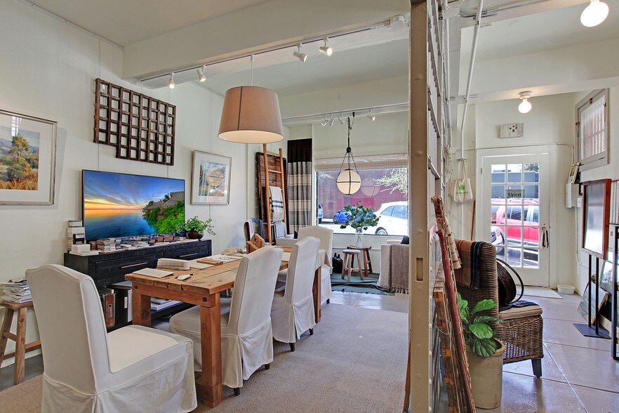 More Photos Of 142-156 McLeod St, Livermore Freestanding For Lease