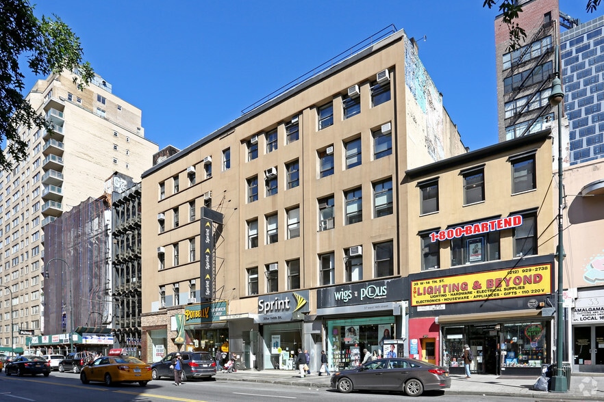 More Photos Of 39 W 14th St, New York Office For Lease