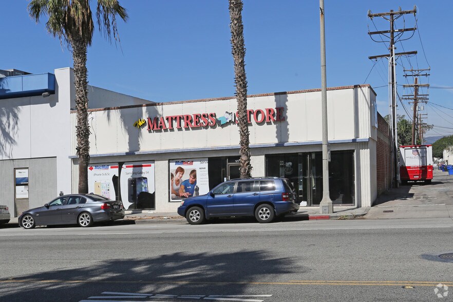 More Photos Of , Santa Monica General Retail For Sale