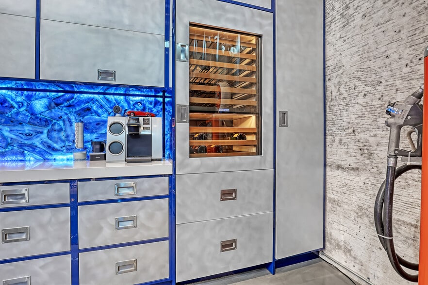 More Photos Of , Riviera Beach Industrial For Sale