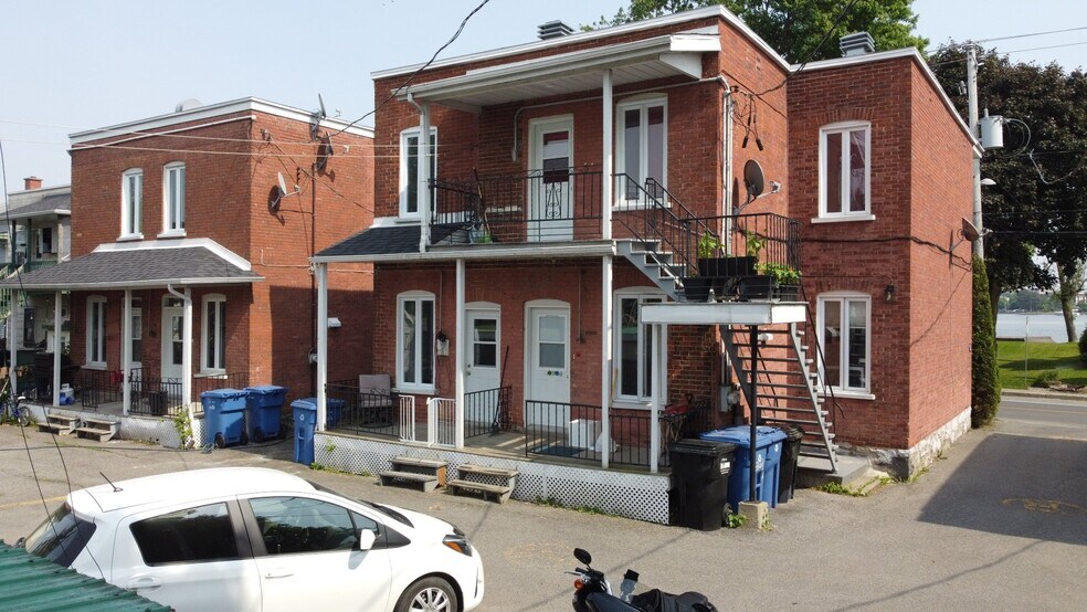 More Photos Of 301-307 Boul Du Havre, Salaberry-de-valleyfield Apartments For Sale