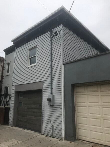 More Photos Of 2306 West St, Union City Auto Repair For Lease