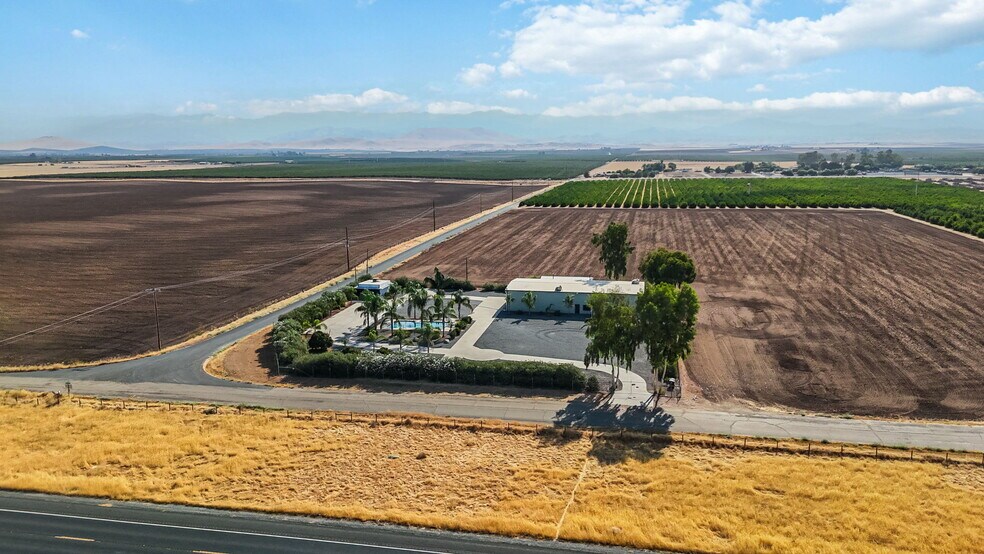 More Photos Of 23259 Avenue 64 Ave, Ducor Warehouse For Sale