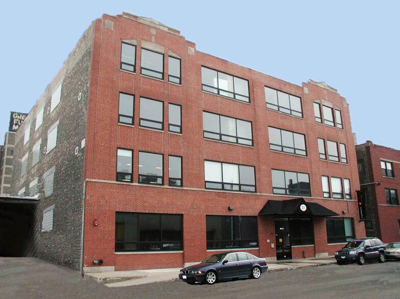 More Photos Of 311 N Aberdeen St, Chicago Loft Creative Space For Lease