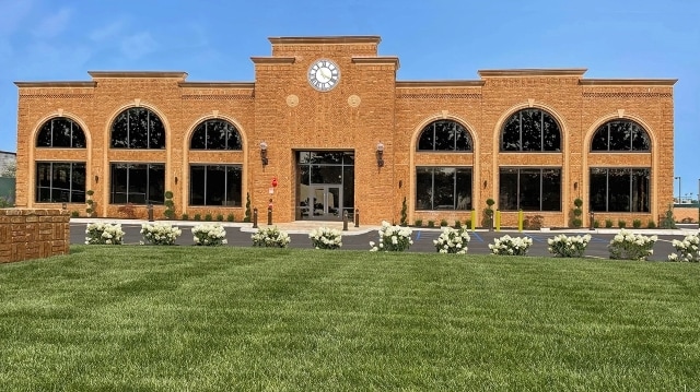 Primary Photo Of 175 Knickerbocker Ave, Bohemia Manufacturing For Lease