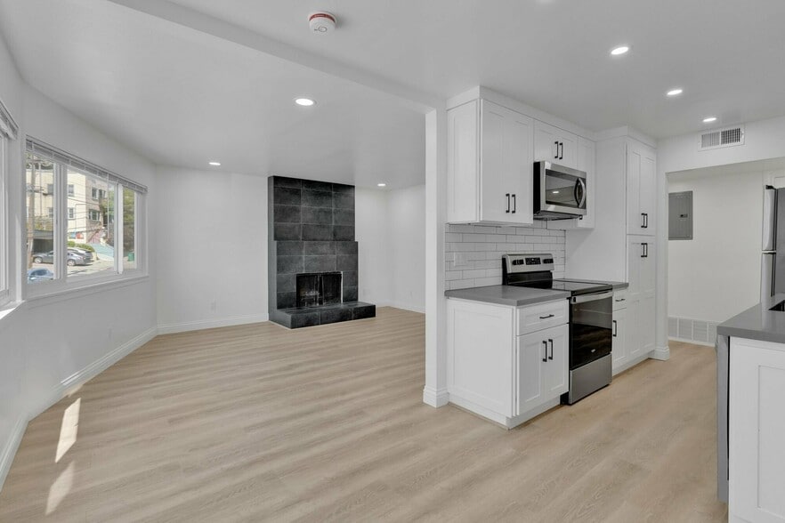 More Photos Of 262 Hanover Ave, Oakland Apartments For Sale