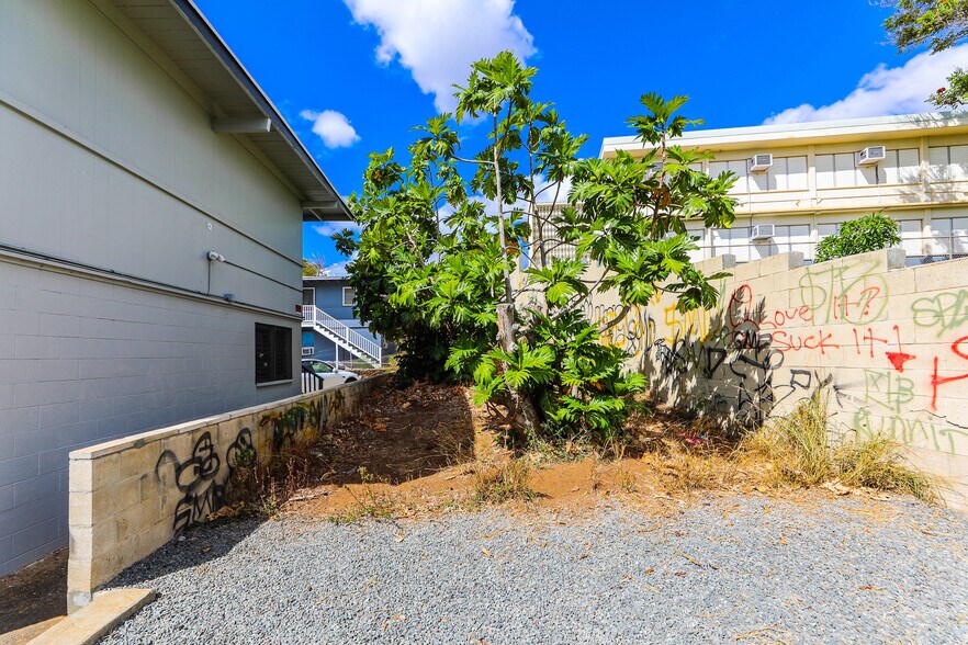 More Photos Of 94-246 Aniani Pl, Waipahu Apartments For Sale