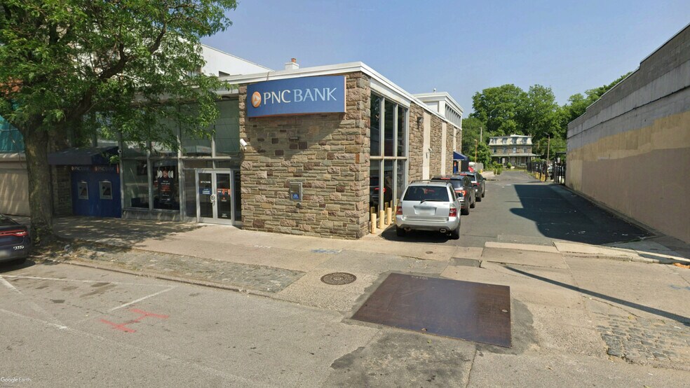 More Photos Of 150 W Chelten Ave, Philadelphia Bank For Sale