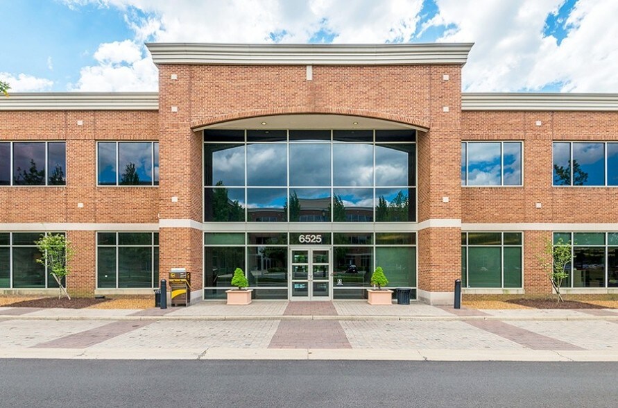 More Photos Of 6525 W Campus Oval, New Albany Office For Lease