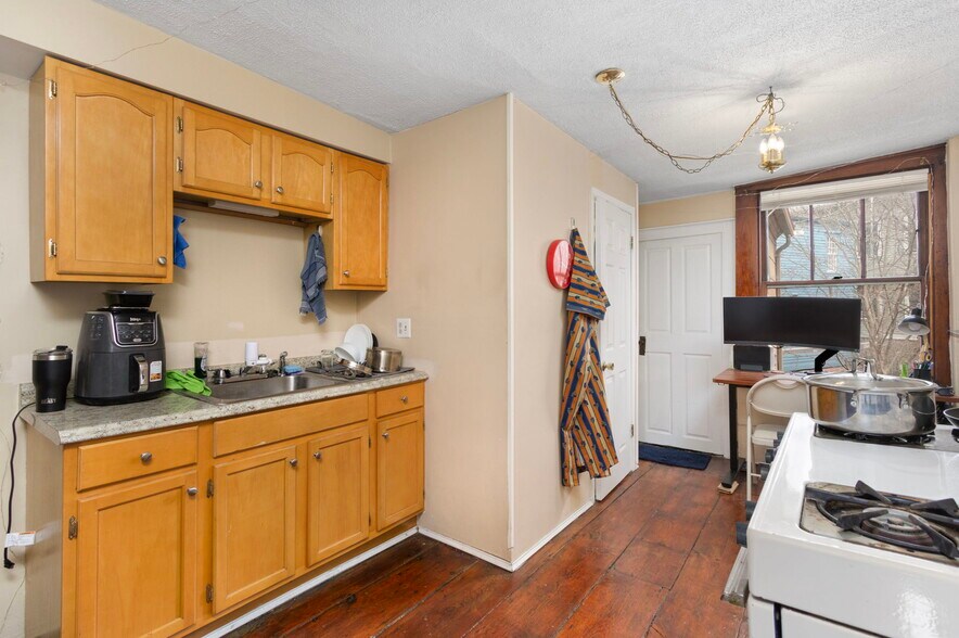 More Photos Of 407 Benefit St, Providence Apartments For Sale